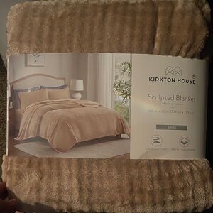 Kirkton House Sculpted Blanket - King Size, Beige